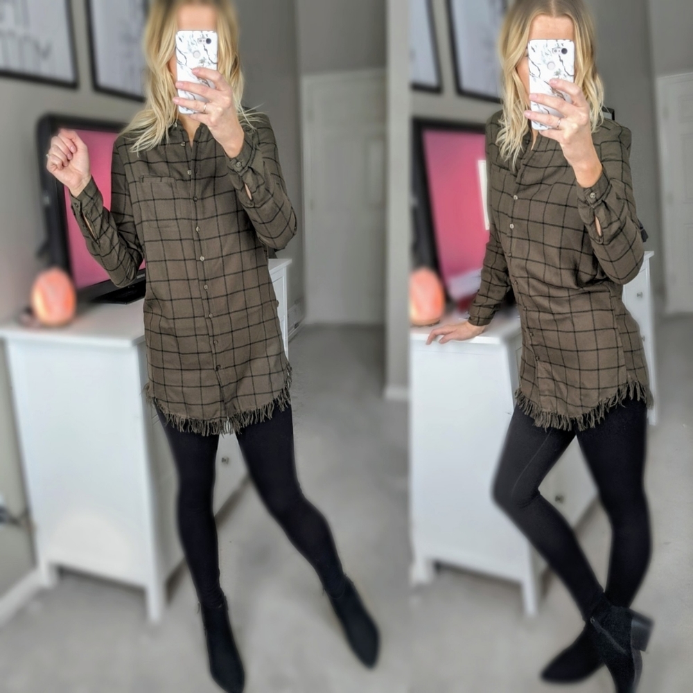 Romeo & Juliet Couture Green button up